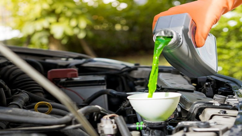 ضد یخ و طریقه استفاده آن